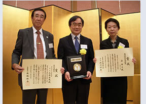 受賞時の小林誠教授